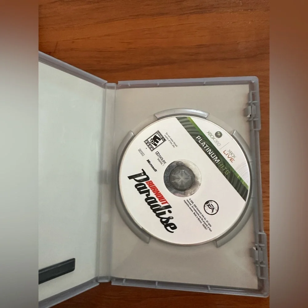 Burnout Paradise (Microsoft Xbox 360, 2009) Includes Case & Disk, No Manual